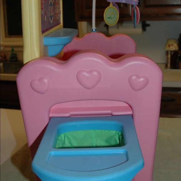 4 in 1 nursery - Picture 2 of 4